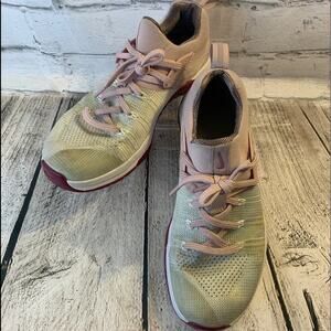 NIKE Women’s MetCon FlyKnit 3 Pink Sneakers / Size: 8.5